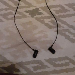 Bluetooth headphones
